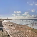 Coral באיאמר